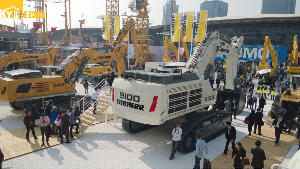 2014 Bauma CHINA Expo-Exhibition venue 2014 Bauma CHINA Expo-Exhibition venue